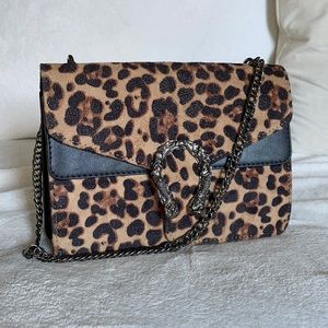 Cheetah print crossbody bag